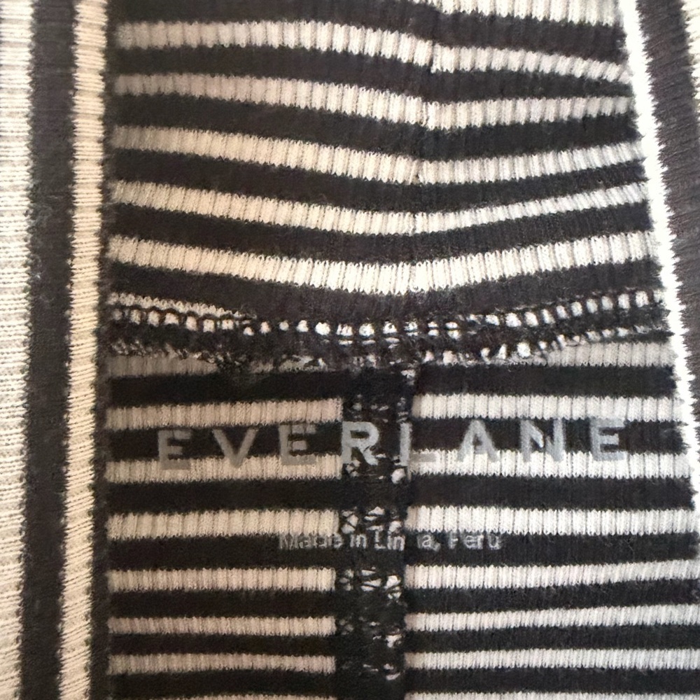 Everlane The Luxe Rib Turtleneck - Picture 4 of 8